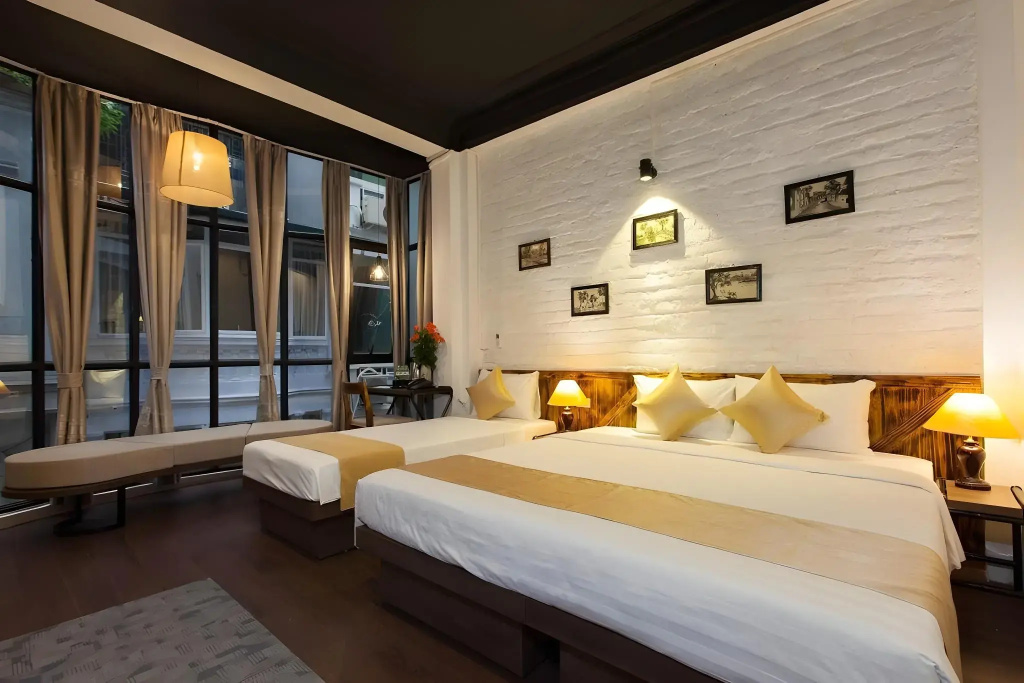 Luxury Backpakers Hotel