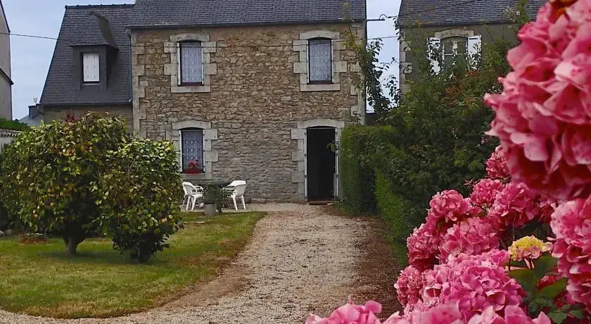 Maison Cléder