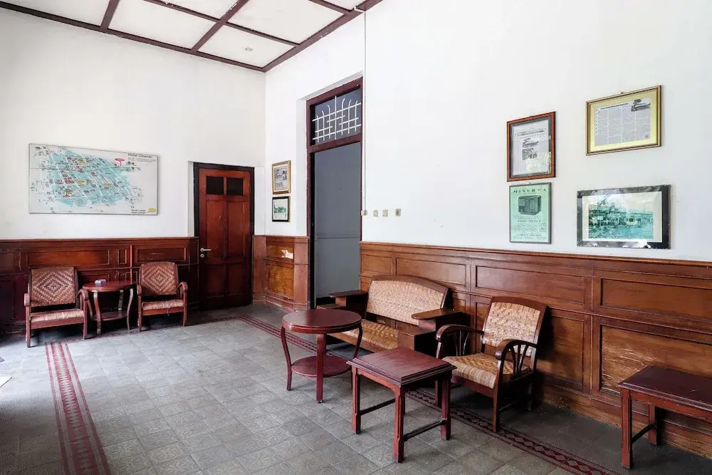 Hotel Limaran 1