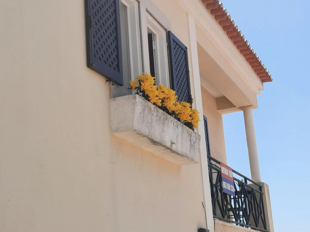 Beach and Mountain Apartment Lisboa / Sesimbra