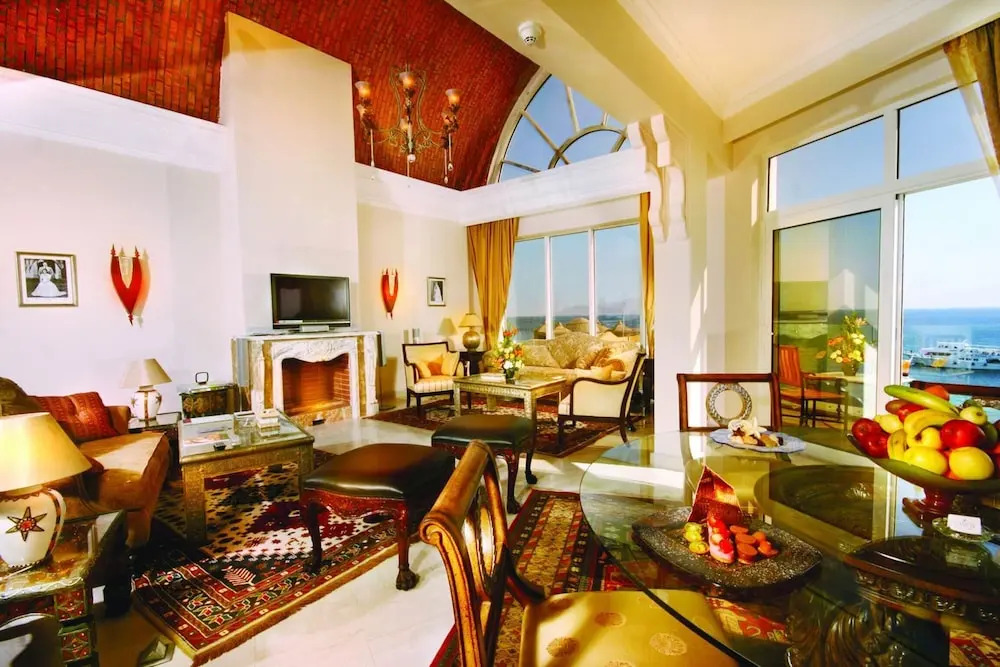 3 Bedroom Villa Offering Unrivaled Privacy and Great Views of the Red Sea