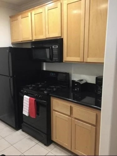 Downtown Resort Style, Unit 2O