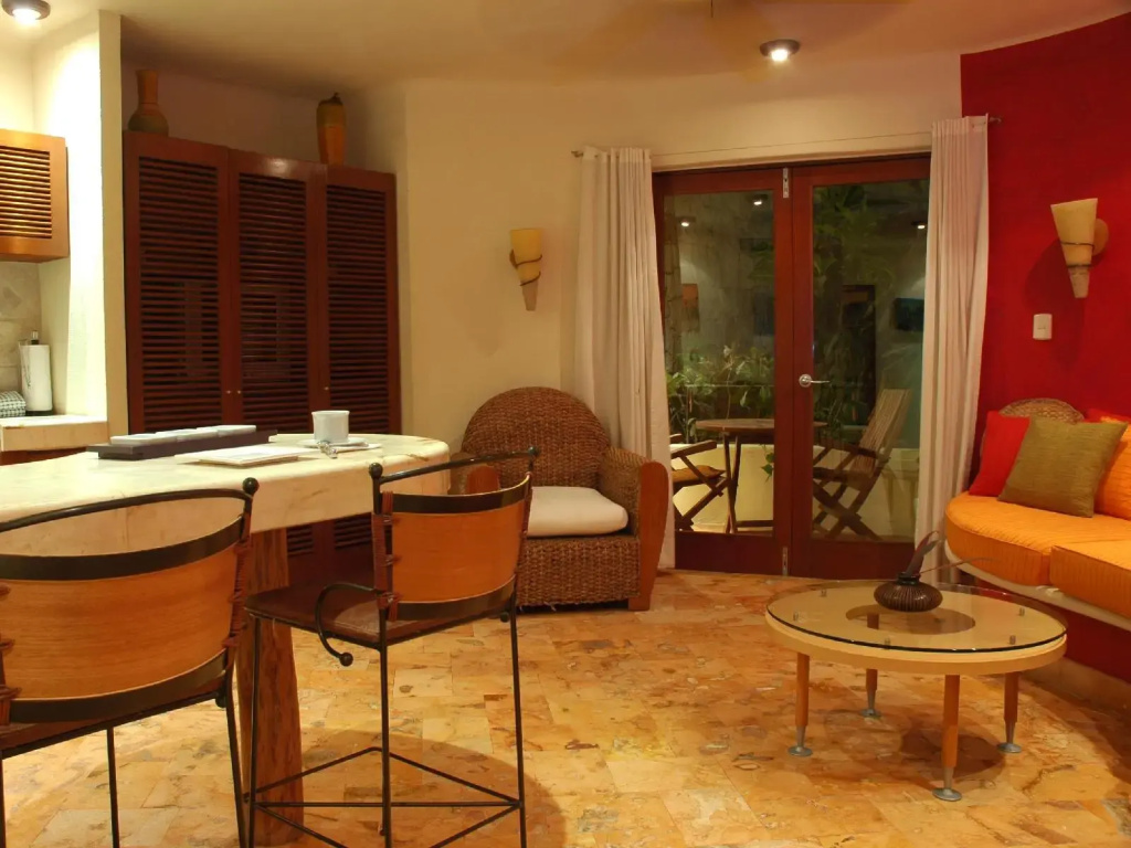 Villas Sacbe Condo Hotel and Beach Club