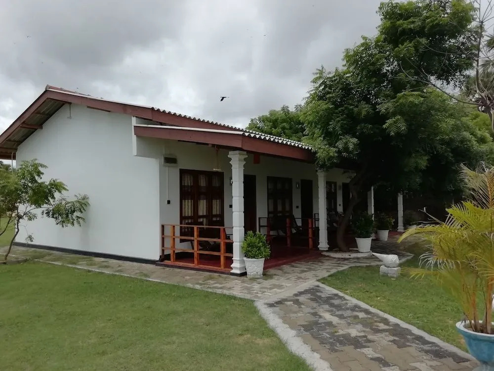 Esha Beach Resort