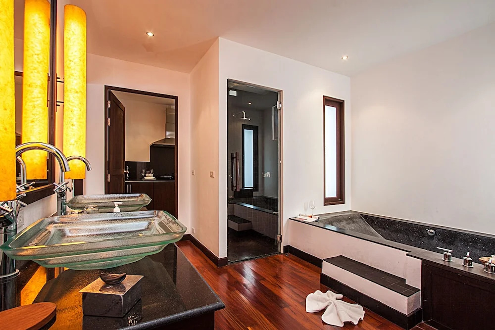 Nirano Villa 12 1 Bed
