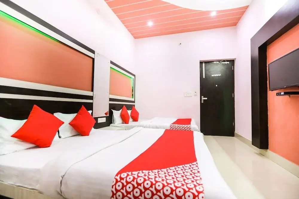 Azad Garden by OYO Rooms