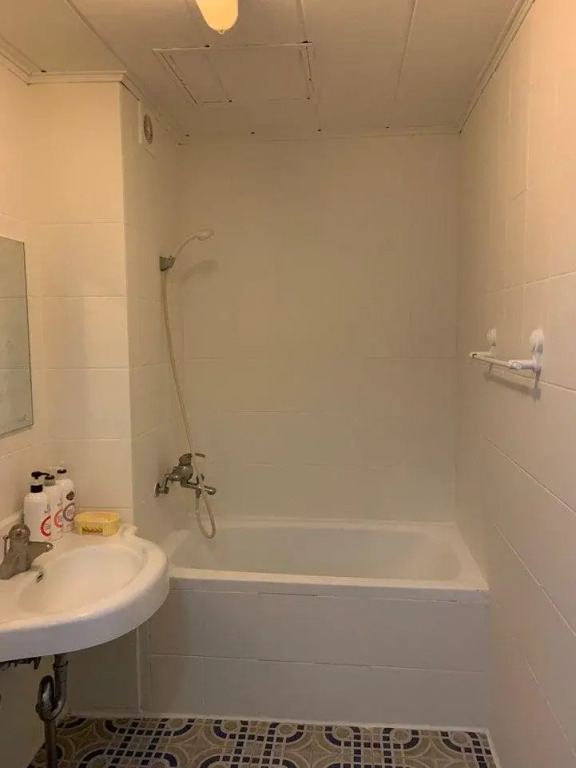Star-Maru Guesthouse