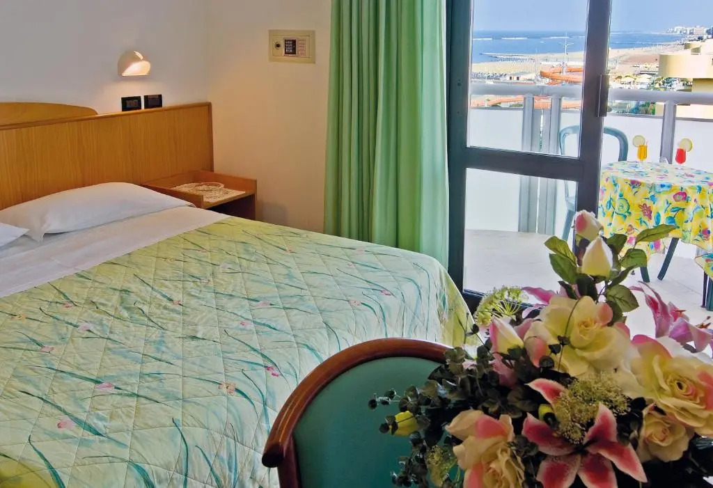 Little Hotel