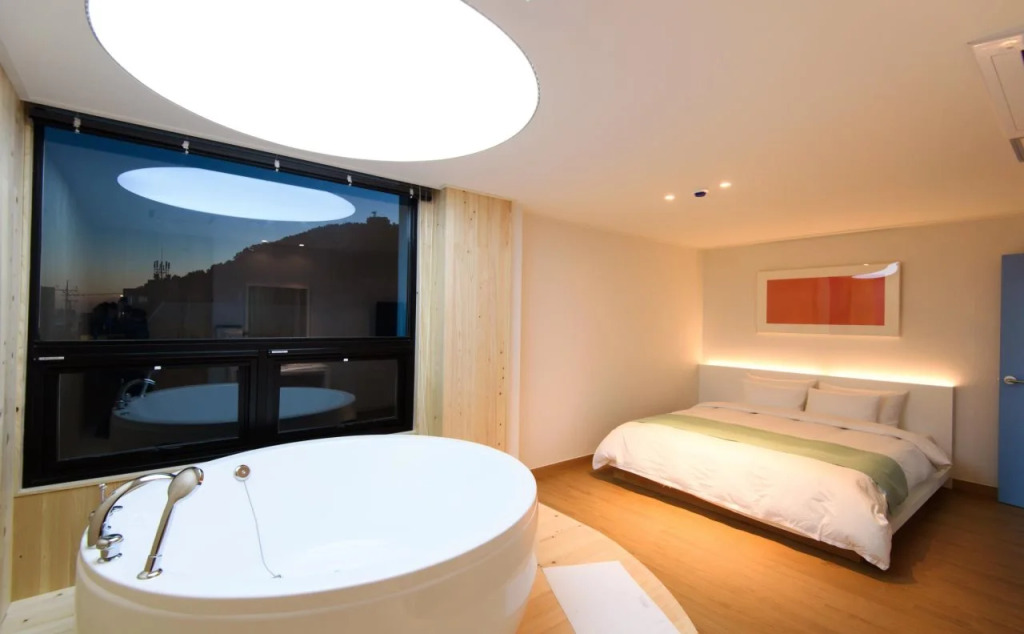 Illroy Resort