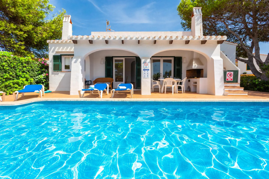 Villa Binimary Large Private Pool Walk to Beach Wifi Car Not Required - 3434