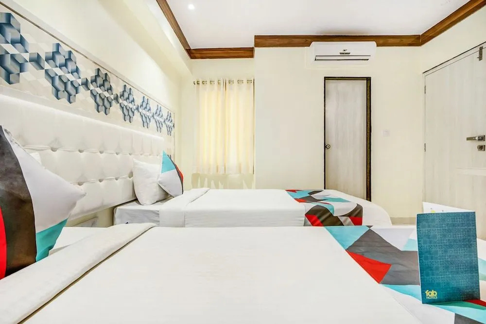 Fabhotel Saim Pride
