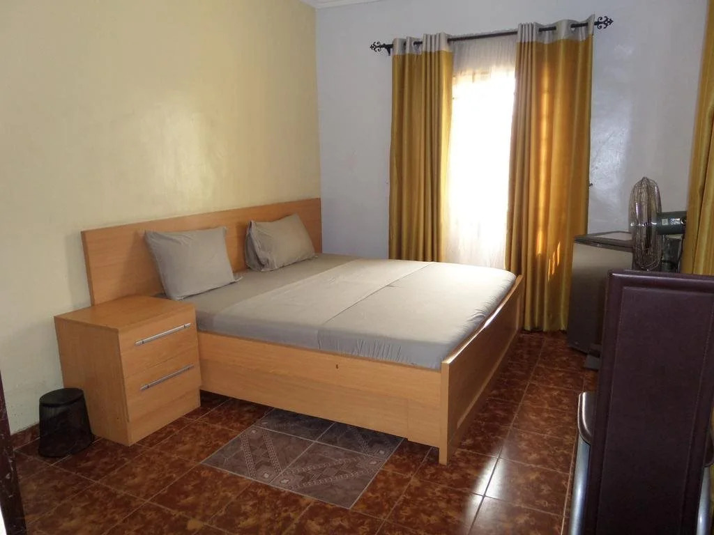 International New Life Hotel & Suites