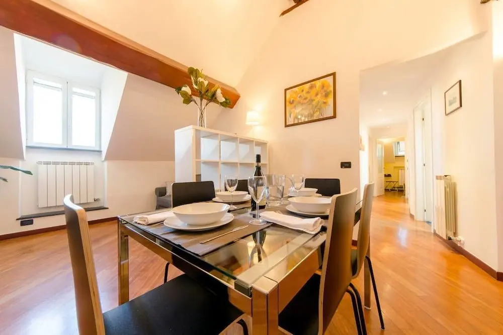 Hintown Privilege Flat