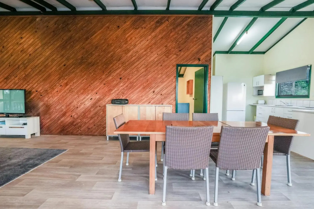 Endeavour • Pet Friendly • Ocean Views • 2BR