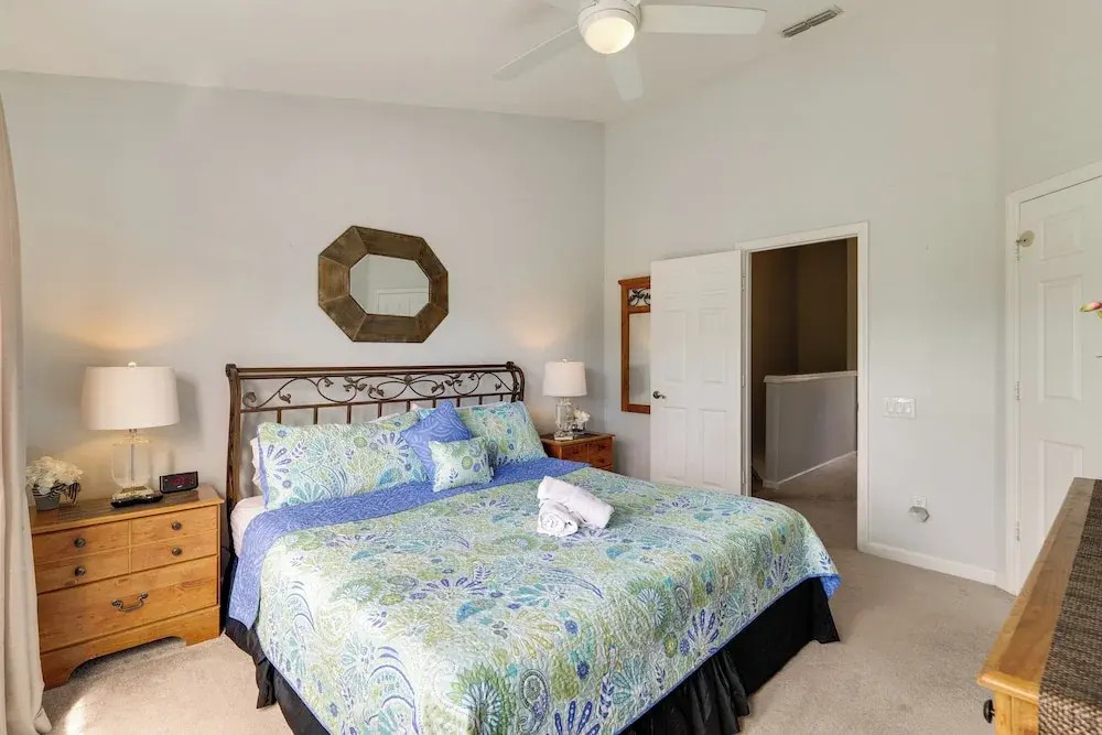 Family-friendly Resort Getaway: 5 Mi to Disney!