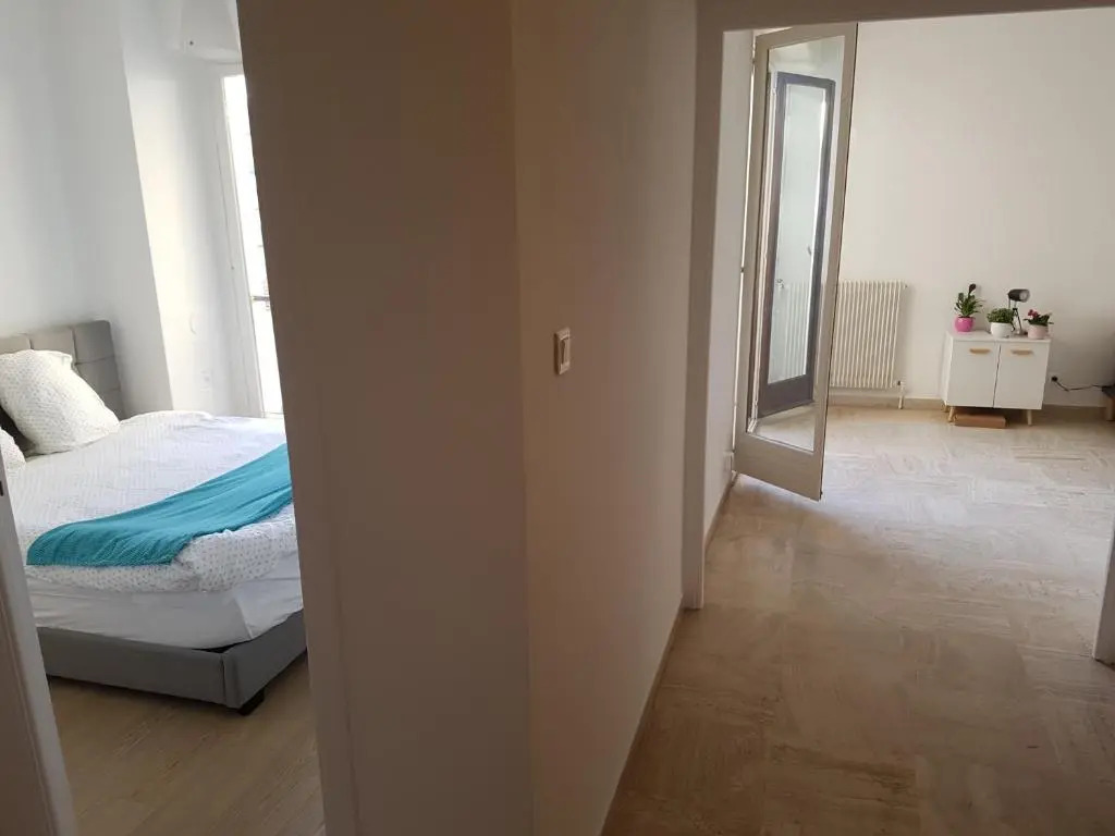 ++++ renovated cosy 50m2 sunny flat / balcony / close to beach and to the Palais des festivals ++++