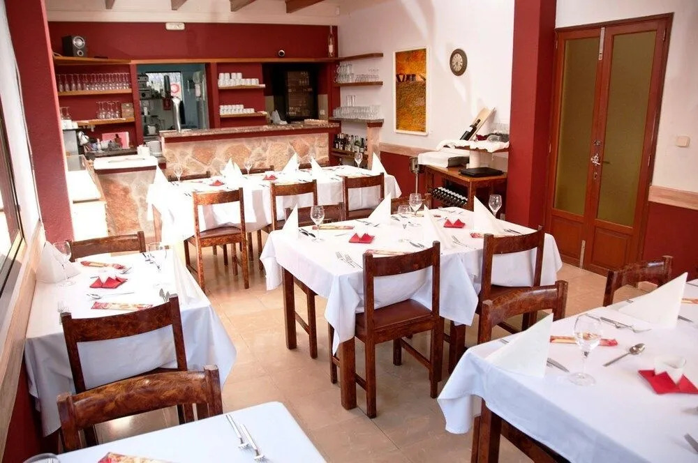 SEVEN Hostal