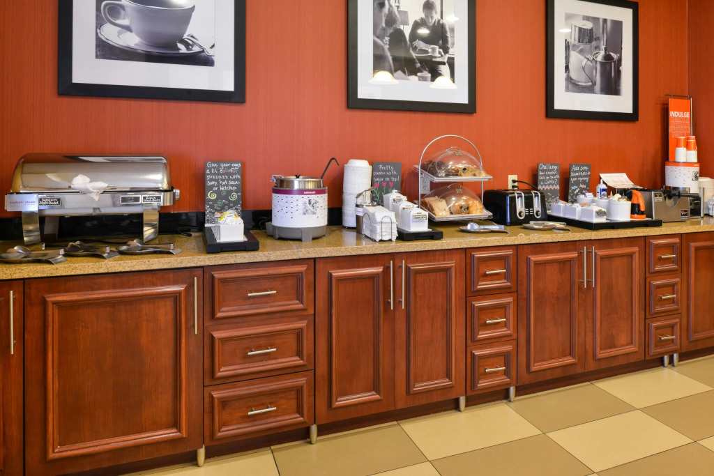 Hampton Inn by Hilton Litchfield