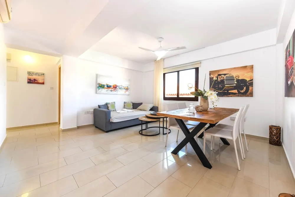 Nissi Apartment 101