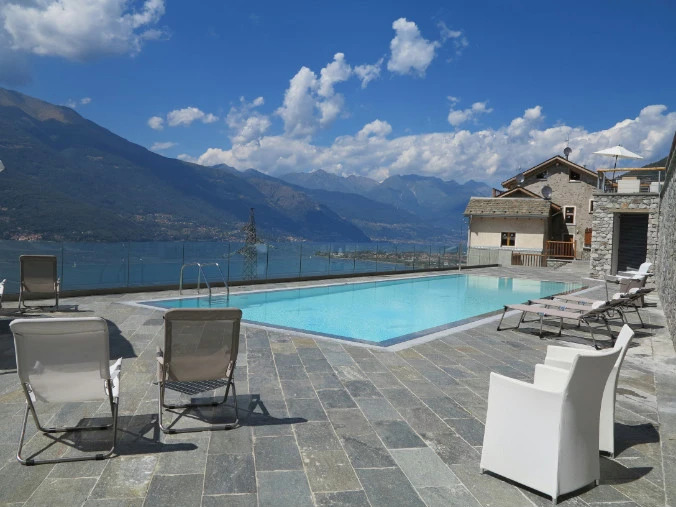 Paradiso del lago x5