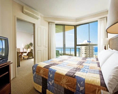 Mantra Sun City - Ocean - 4 Nights, Surfers Paradise, Australia