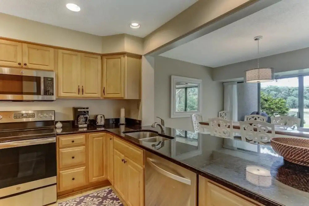 2100-beachwood