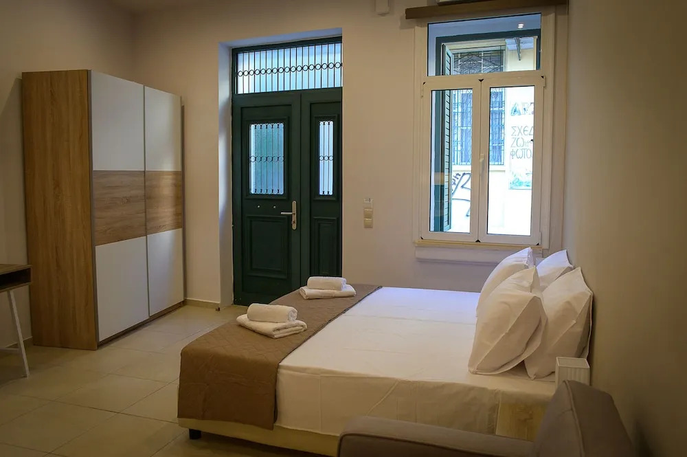 Uni Island - City Center Suites