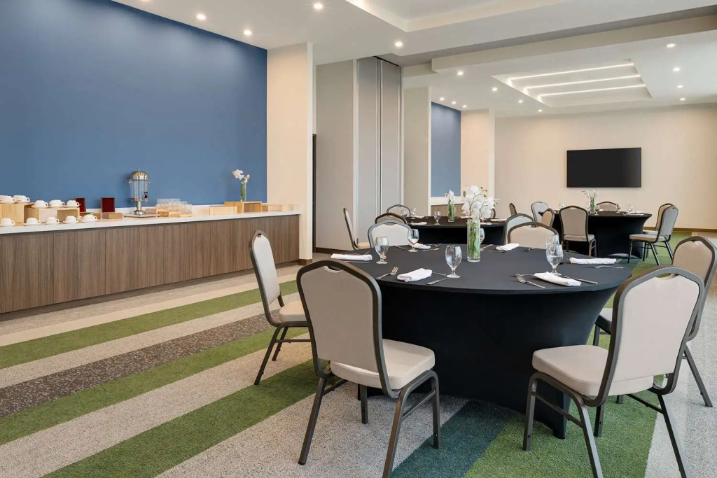Hilton Garden Inn San Jose Airport City Mall