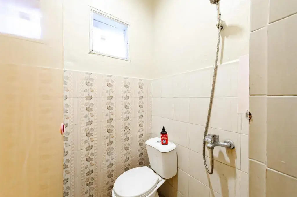 RedDoorz Plus near Universitas Sumatera Utara