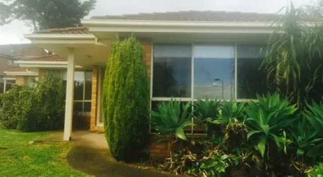 Australian Home Away @ East Doncaster Andersons Creek 1