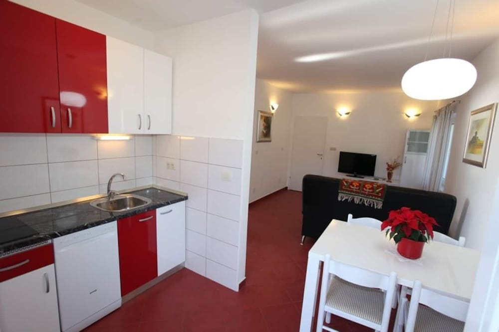 Apartments Nadi