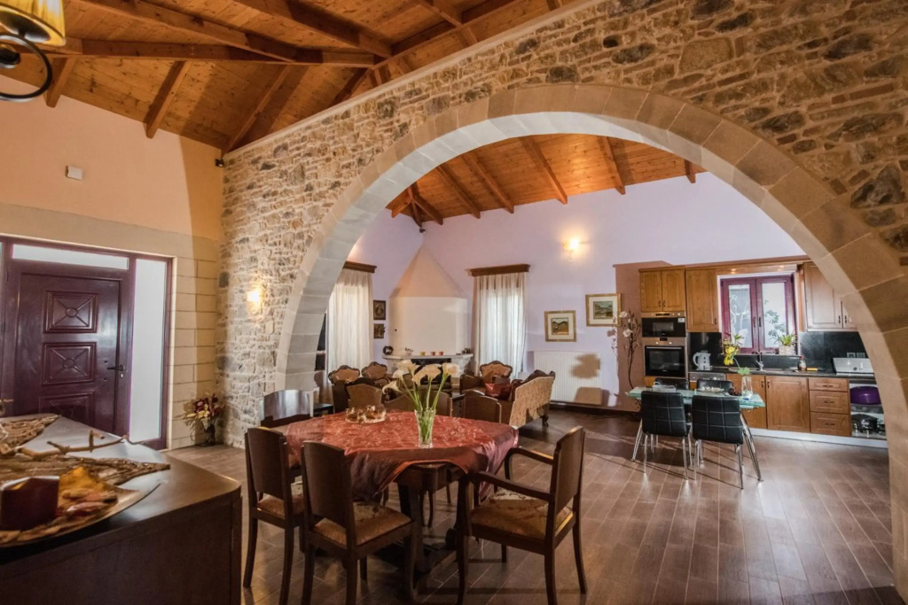 PRIVATE Sapphiros Villa