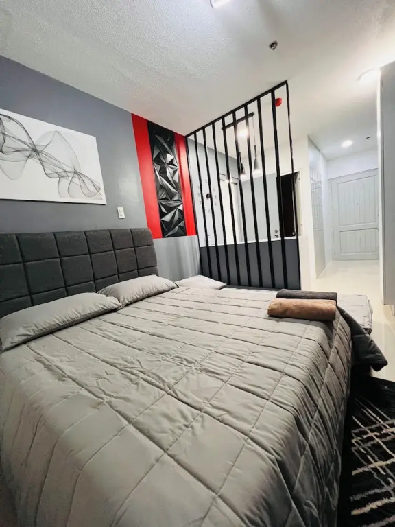 Hubomoto People's Suite