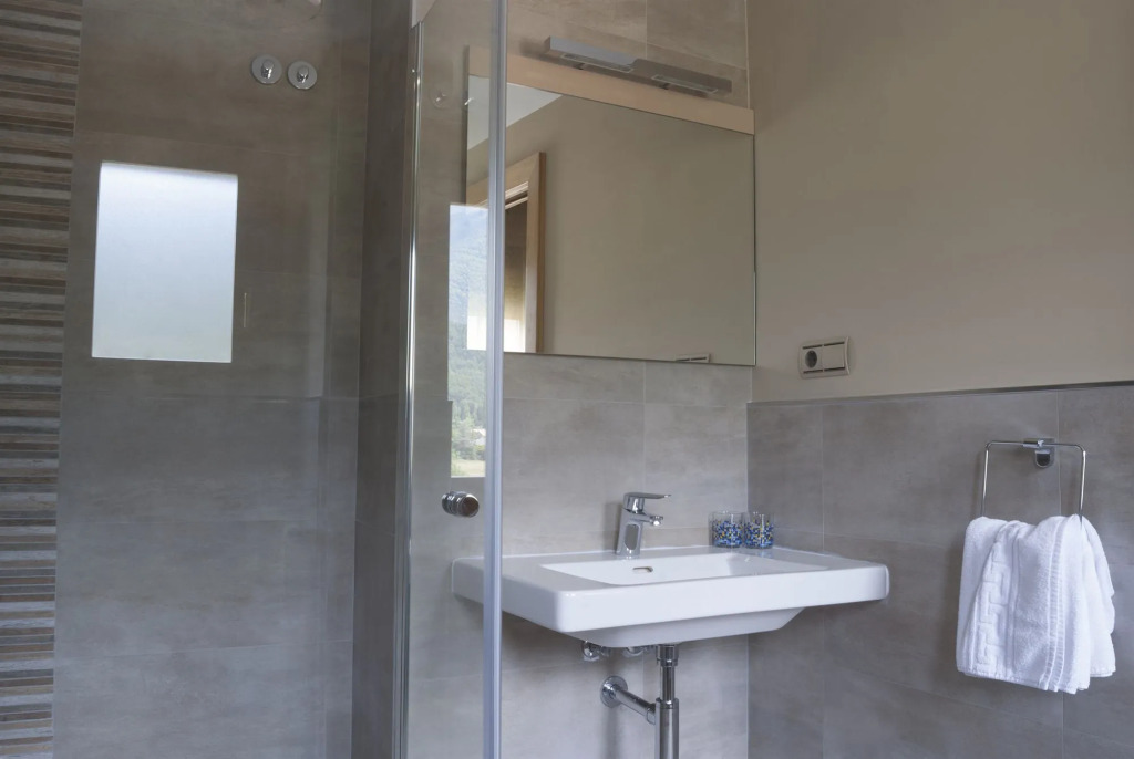 HOSTAL RIO ARA BELLOSTA by Vivere Stays