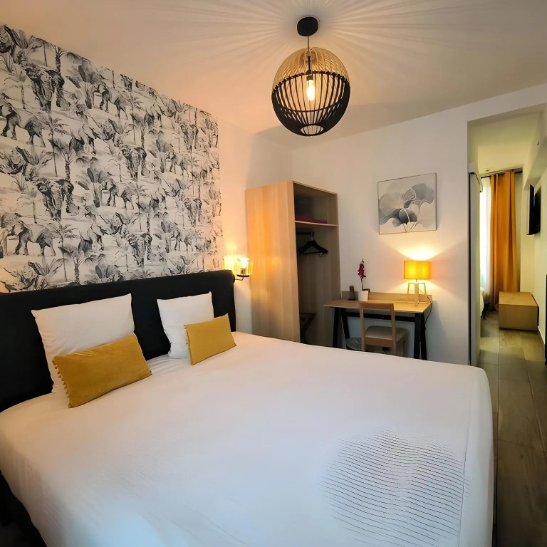 Hotel Le Twelve
