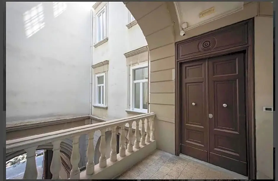 Downtown Napoli b&b - e si nun canto moro