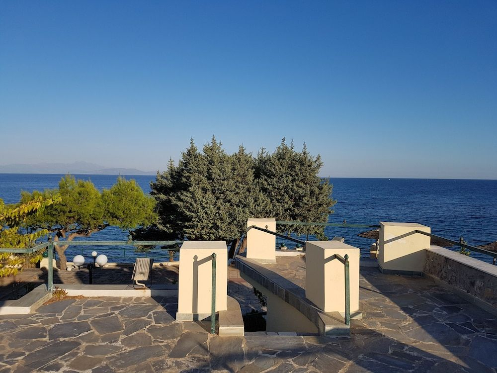 Silis Beach House