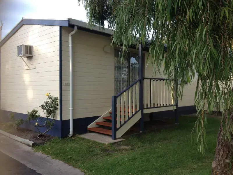 Millicent Lakeside Caravan Park
