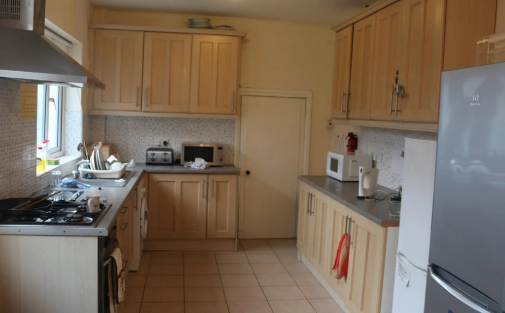 Birmingham Guest House 05