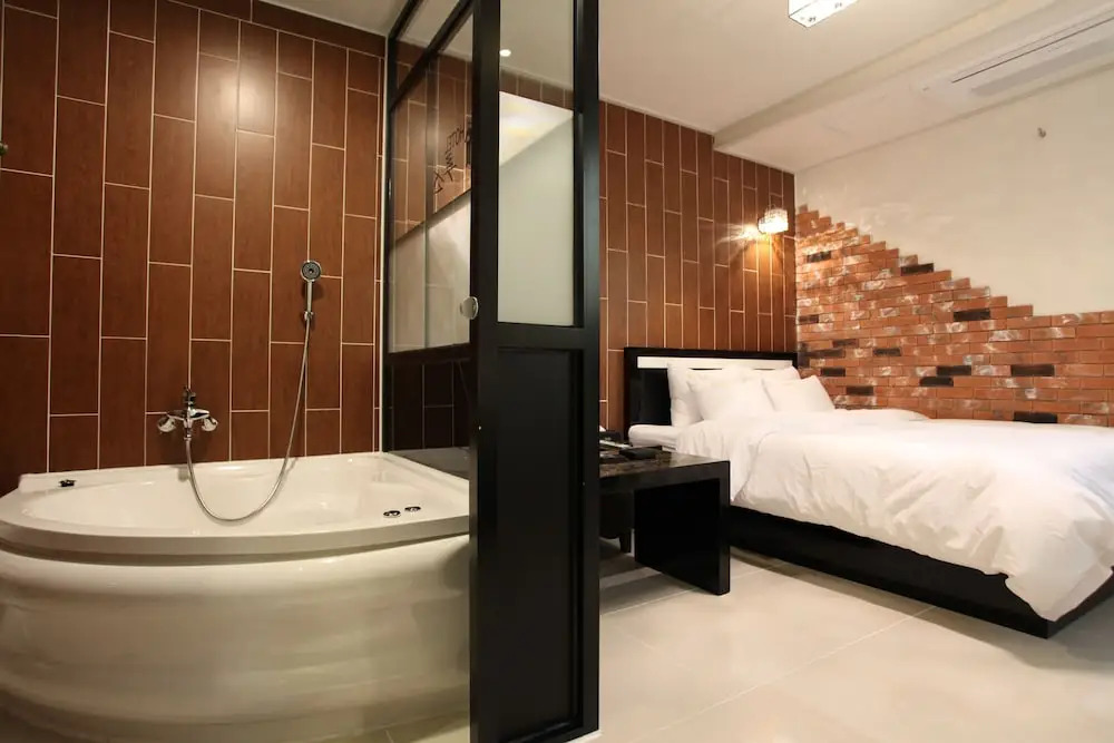 Russo Hotel