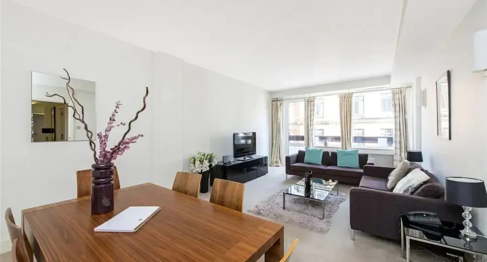 Wembley Empire Apartment - City Living