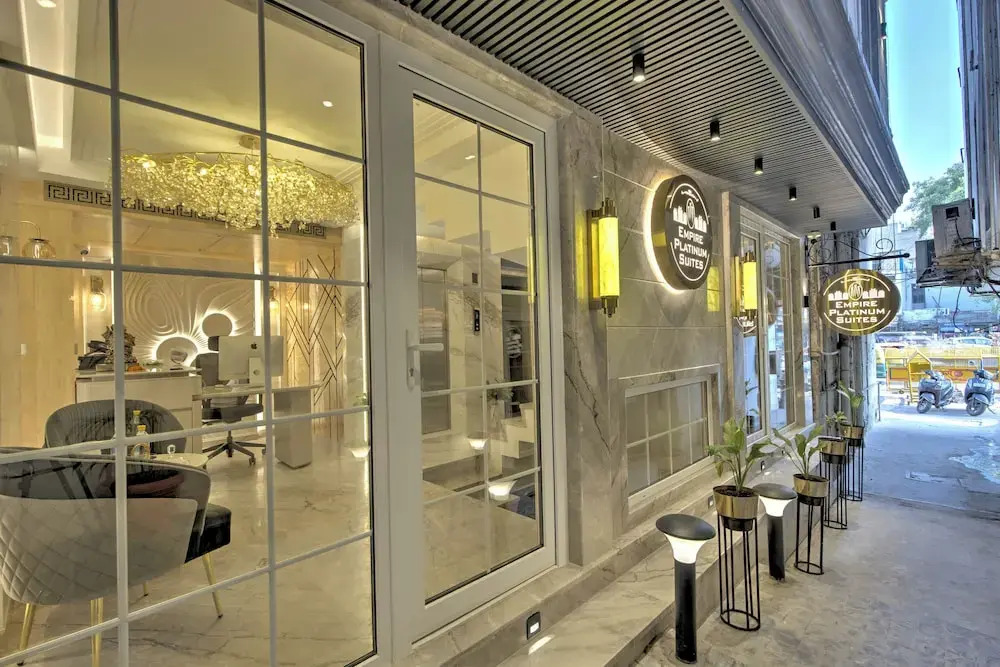 Empire Platinum Suites-Luxury Aparthotel Central Delhi