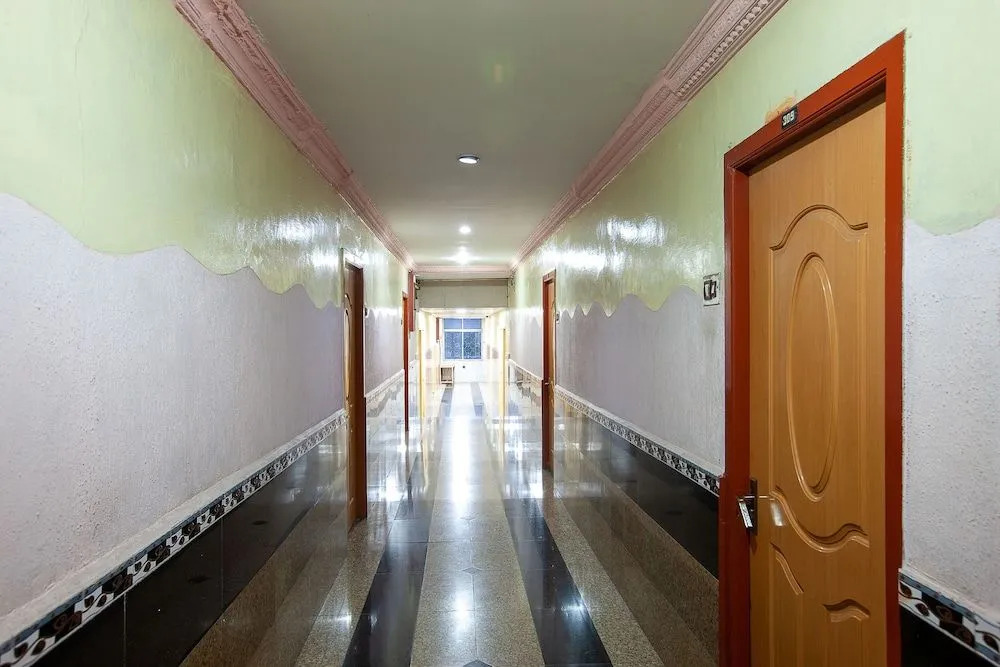 OYO 24963 Hotel Sudha Inn