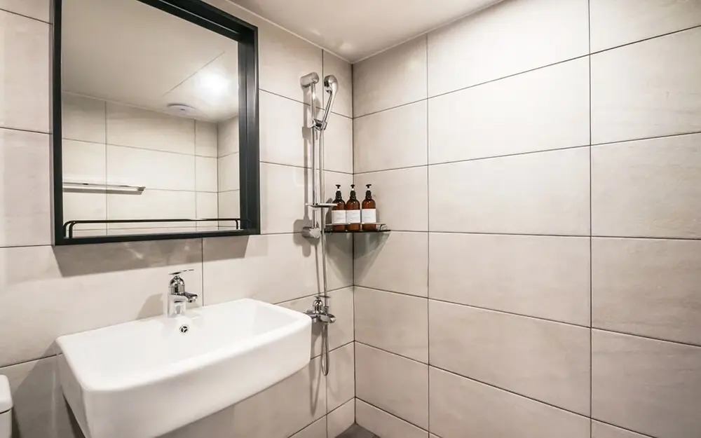 Geoje Hotel Deluxe and Guest House