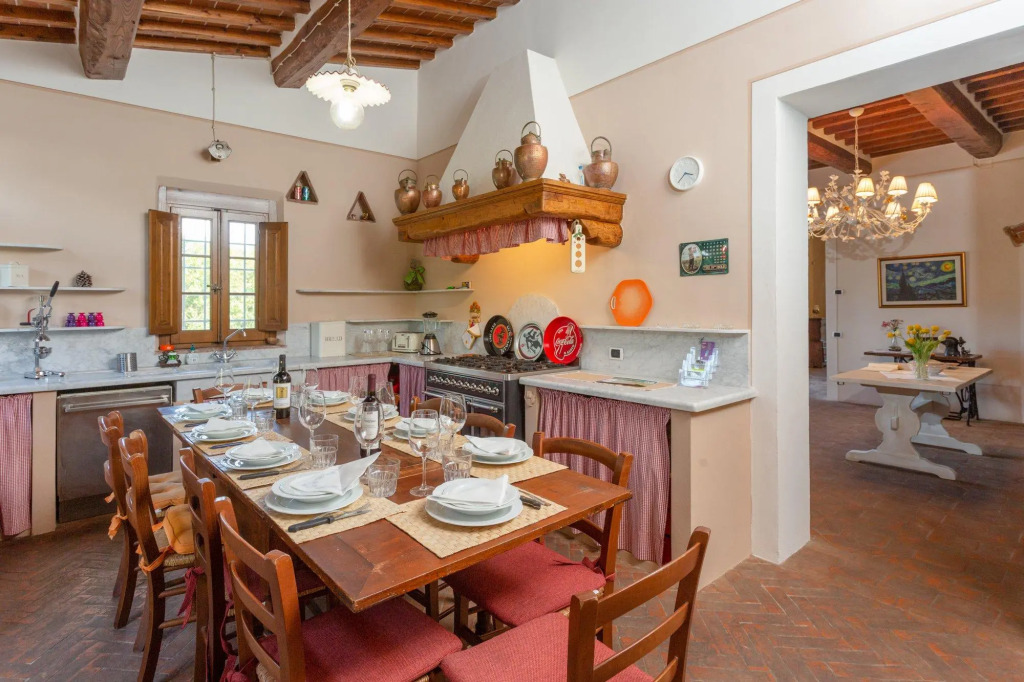 Villa Rossa Large Private Pool WiFi
