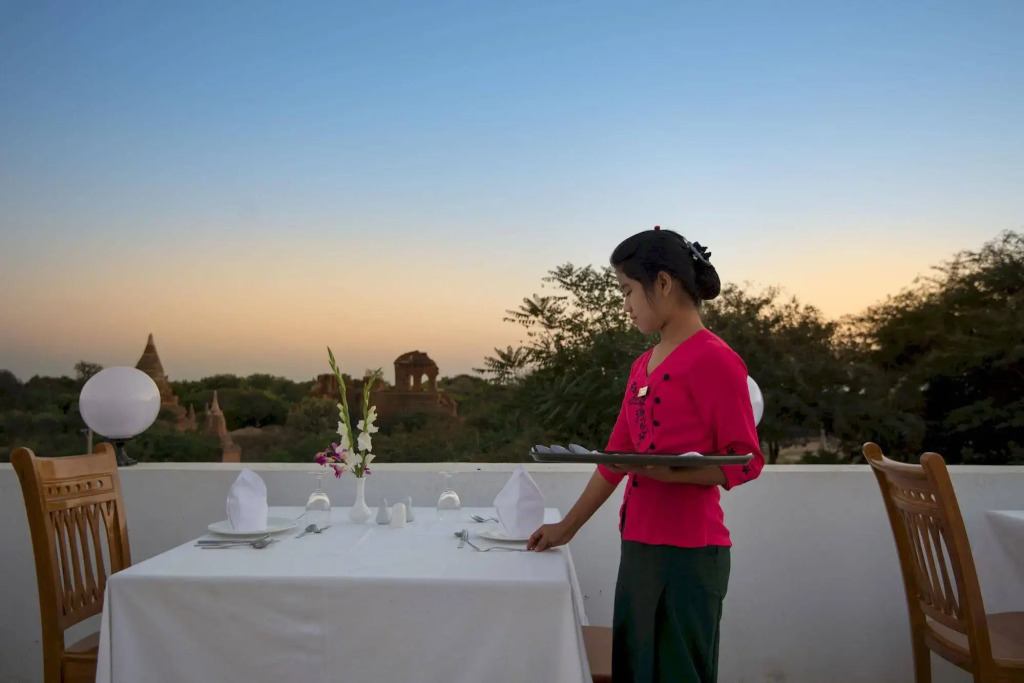 Su Tine San Royal Palace Hotel