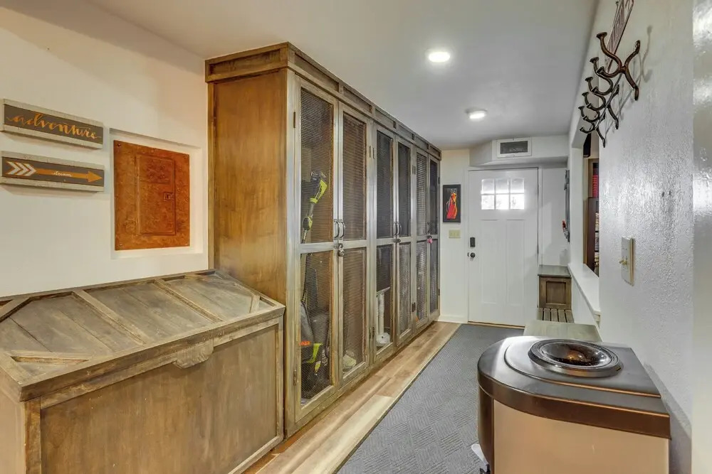 Angel Fire Retreat w/ Hot Tub ~ 5 Mi to Skiing