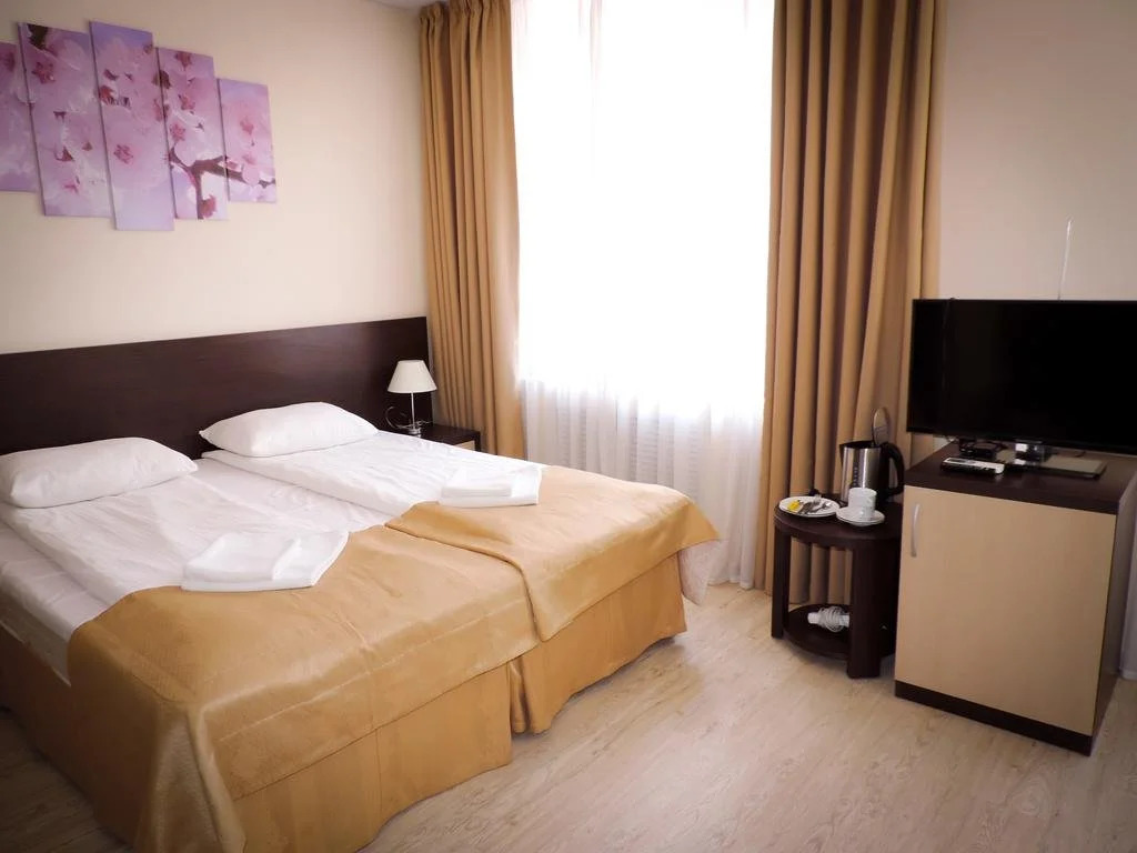Inn Ordzhonikidze 8A