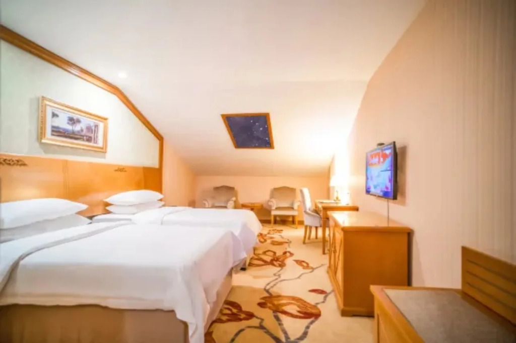 Vienna International Hotel Lijiang Yuxue Avenue