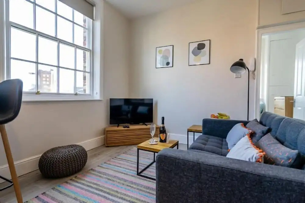 Riverside City Loft Apartment